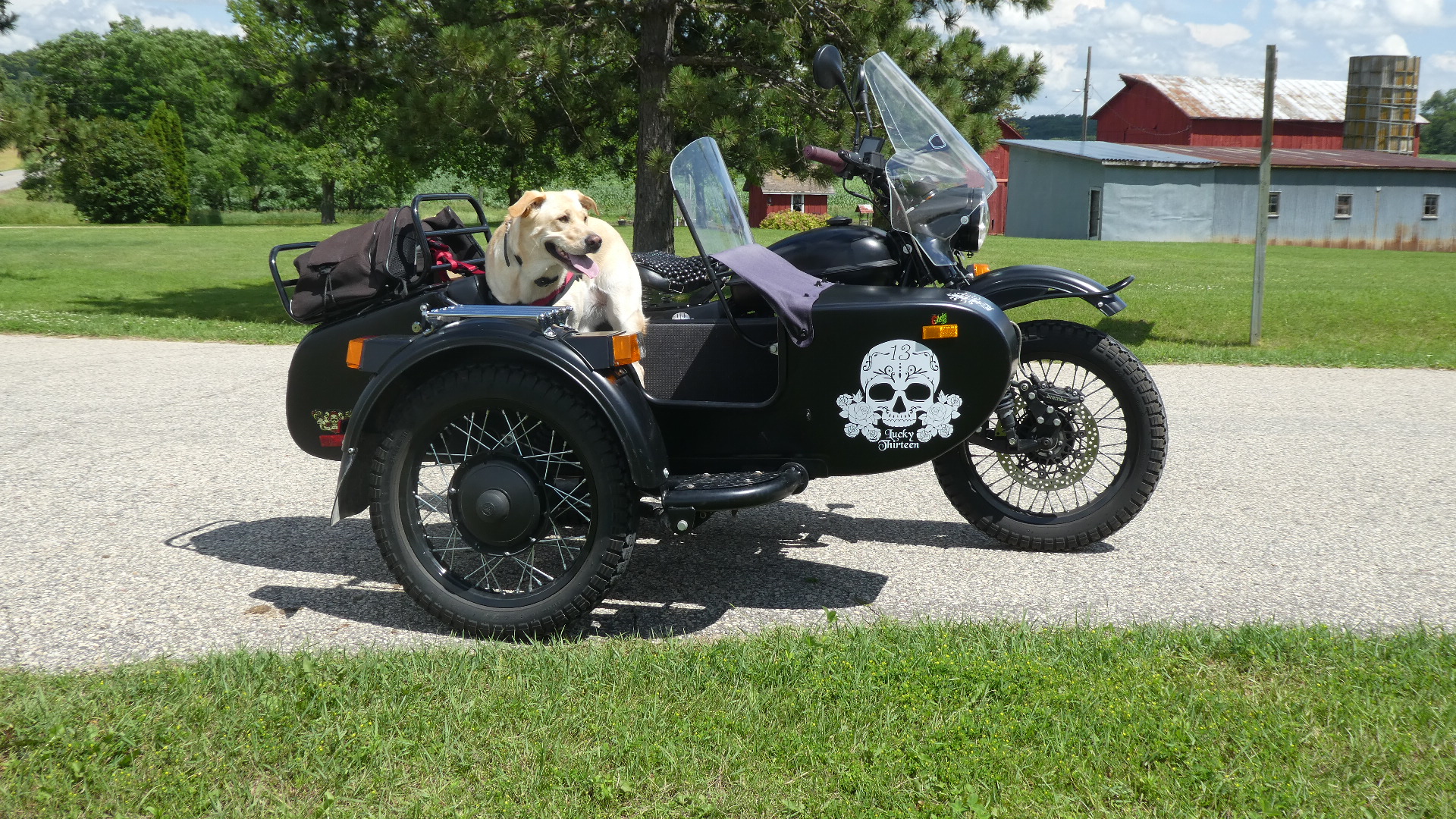 Annie & me on our Rustic
                Roads Tour 2017